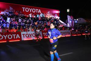 BIB: 
                            <button type="button" onclick="openModal(23006167)" class="btn btn-primary btn-sm float-right btn-popup" data-toggle="modal" data-target=".modal-high-quality">
                        <i class="fas fa-shopping-cart"></i> Add to Cart
                    </button>
                                            <button type="button" onclick="isThisMe(23006167, true)" class="btn btn-success btn-sm float-right btn-popup btn-isme hidden" data-toggle="tooltip" data-placement="bottom" title="นี่คือรูปของคุณใช่ไหม คลิกที่นี่เพื่อเอาเข้าอัลบั้ม">
                        <i class="fas fa-plus"></i> Add to album
                    </button>
                    <button type="button" onclick="isThisMe(23006167, false)" class="btn btn-warning btn-sm float-right btn-popup btn-isnotme hidden">
                        <i class="fas fa-ban"></i> Remove from album
                    </button>